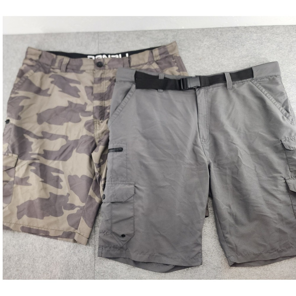 x2 Denali Mens Gray Camo Multi Cargo Pockets Hiking Outdoor Shorts Size 40